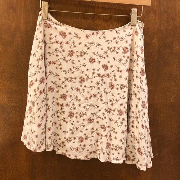 Floral print zip-up skater skirt l. NWT sz Large - Picture 5 of 8